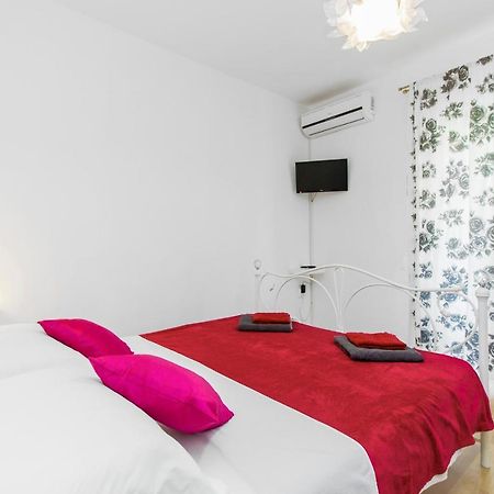 Apartmani Mariva Vodice Exteriér fotografie