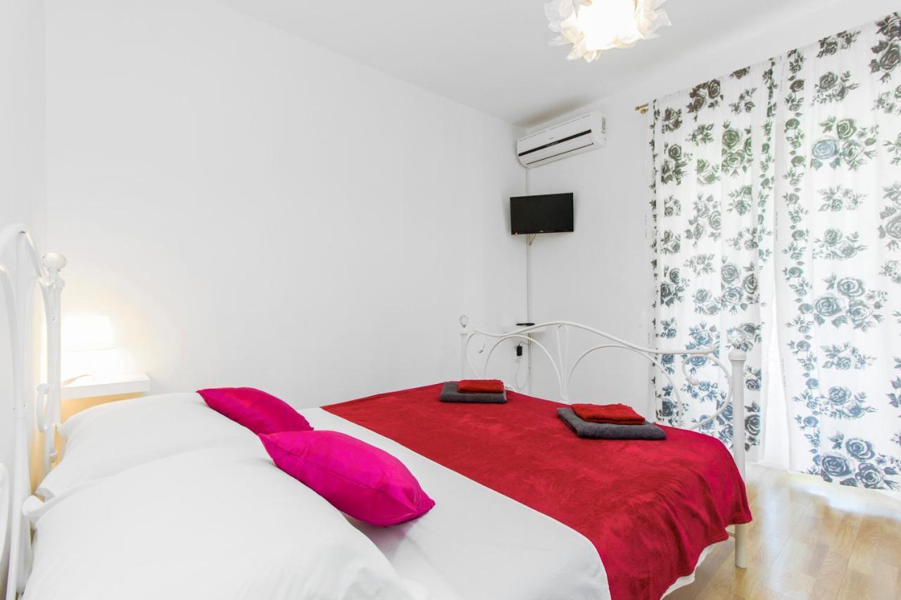 Apartmani Mariva Vodice Exteriér fotografie