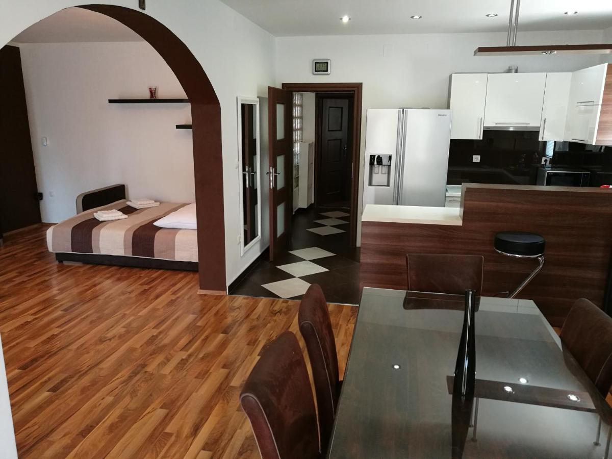 Apartmani Mariva Vodice Exteriér fotografie